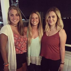 Meet your Posher, Claire